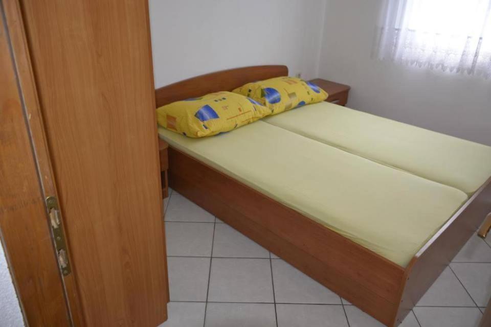Apartmani Stjepan Veselko Vir Exterior foto